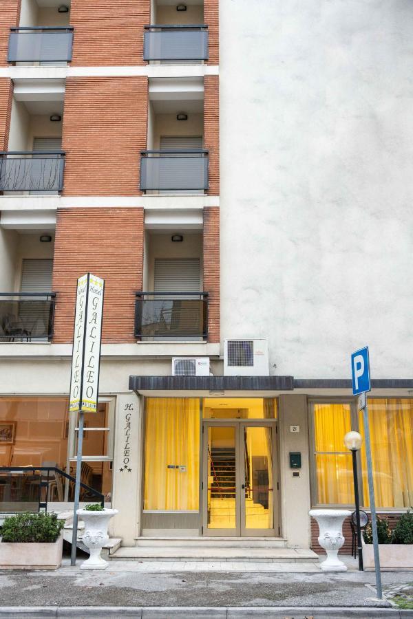 Hotel Galileo Rimini Buitenkant foto