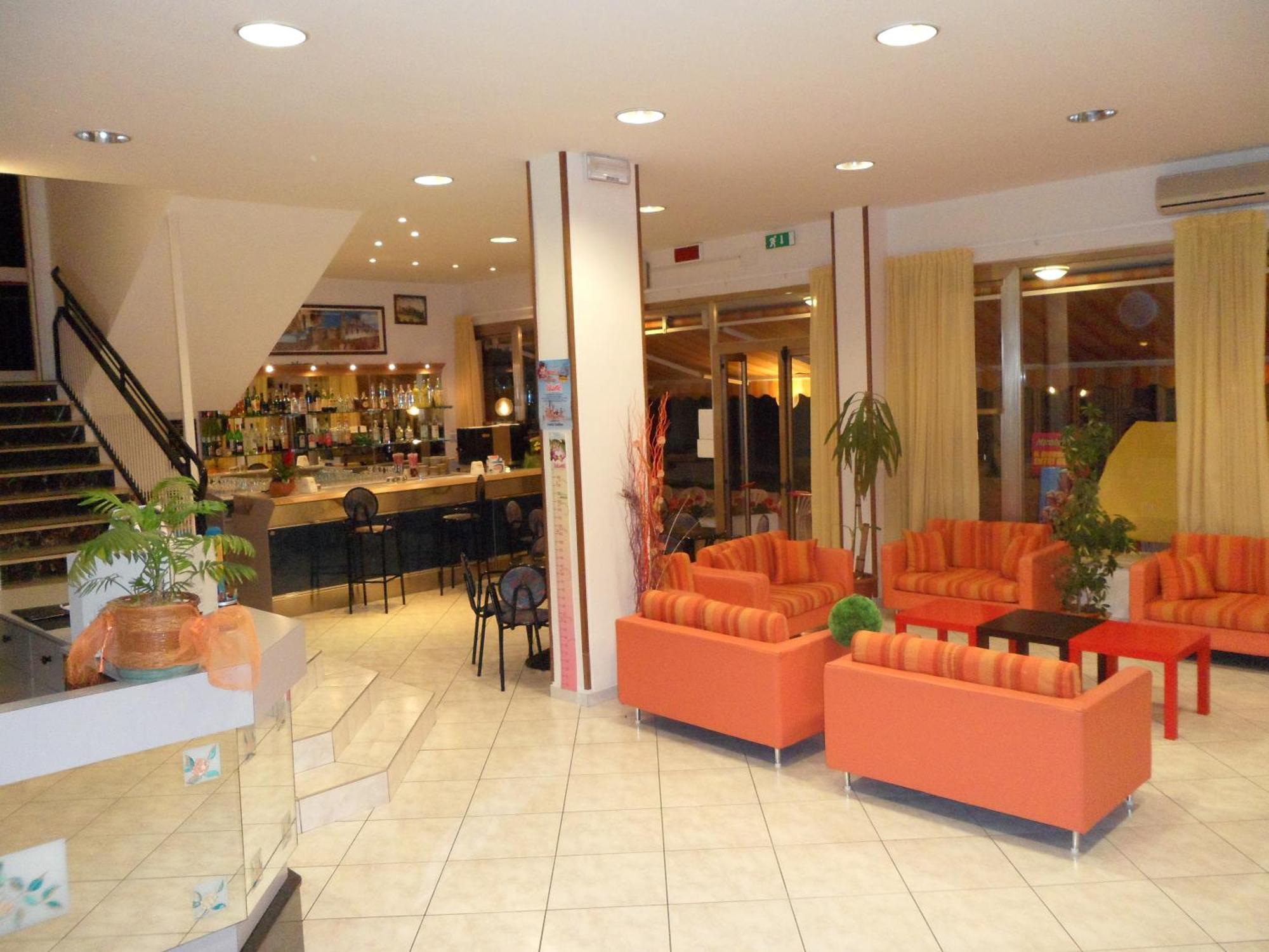 Hotel Galileo Rimini Buitenkant foto